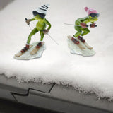 Maxbell Couple Frog Statue Tabletop Ornament Resin Skiing Frog Figurines Home Decor