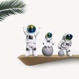 Maxbell Astronaut Figure Spaceman Sculpture Resin Statue Ornament for Office Party 3pcs