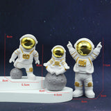 Maxbell 3Pcs Astronaut Statues Spaceman Ornaments for Cake Topper Decoration Crafts Aureate