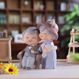Maxbell Elderly Couple Figurines Handmade Statue for Old Age Wedding Decoration 13.5cmx7.5cmx14.5cm