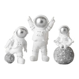 Maxbell 3 Pieces Modern Spaceman Figurines Astronaut Statue for Office Bedroom Table Argent