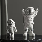 Maxbell 3 Pieces Modern Spaceman Figurines Astronaut Statue for Office Bedroom Table Argent
