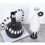 Maxbell Black and White Vase Resin Flower Vase Nordic for Home Living Room Entrance 27cmx19cmx25cm