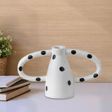 Maxbell Black and White Vase Resin Flower Vase Nordic for Home Living Room Entrance 25cmx12cmx20cm