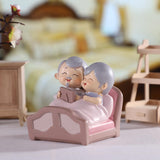 Maxbell Resin Couple Ornament Grandma Grandpa Figurine for Indoor Outdoor Decor