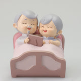 Maxbell Resin Couple Ornament Grandma Grandpa Figurine for Indoor Outdoor Decor