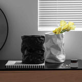 Maxbell Nordic Style Ceramic Flower Vase Modern Art for Home Desktop Decoration Black 17.5cmx20.5cm