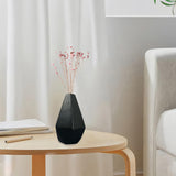 Maxbell Flower Vase Decorative Porcelain Vase for Table Centerpieces Bar Anniversary Black