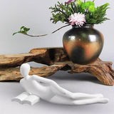 Maxbell Abstract Thinker Statue Resin Figurine Abstract Sculpture for Shelf Desk Bar Style D 17.5x7.5x8cm