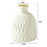 Maxbell Flower Vase Gift Art Crafts Plastic Vase for Centerpiece Desktop Living Room White