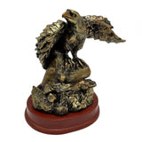 Maxbell Resin Figurine Desk Artwork Home Decor Eagle Statue for Cafe Party Bookshelf