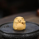 Maxbell Small Pig Figurines Art Modern Cute Animal Figurines for Cafe Home Bookshelf Yellow Type C