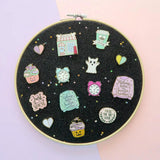 Maxbell Round Brooch Pin Organizer Delicate Glittering for Lapels Badges Earrings Black