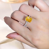 Maxbell Fashion Ring Simple Jewelry Elegant Gift Classic for Women Yellow US7