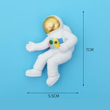 Maxbell Novelty Refrigerator Magnets Waving Astronaut Astronaut for Kitchen Aureate