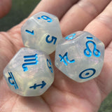 Maxbell 3Pcs Constellation Dices Astrology Dice for KTV Board Game Role Playing Game white and blue