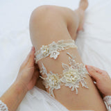 Maxbell 2 Pieces Bridal Garter Wedding Garter Flower Pattern for Birthday Banquet Beige