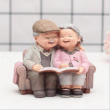 Max Lover Couple Fairy Doll House Miniatures Landscape Looking at the Photo