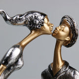 Kissing Couple on Heart Figurine Decorative Resin Statue for Tabletop Shelf