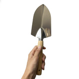 Maxbell Gardening Tool Tilling with Wooden Handle Digging Gadget for Gardening Gardening trowel