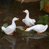 Maxbell Duck Statue Home Decor Yard Decoration Garden Figurine for Lawn Office Room