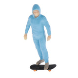 Max 1:64 Figures Diorama Skater Boy with Skateboard Miniature Model  Blue