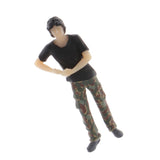 Max 1:64 Figures Diorama Repair Factory Middle-aged Uncle Lean against car