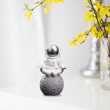 Cute Spaceman Statue Astronaut Sculpture Gifts Hotel Nursery Decor Crafts silver meditate