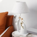 Maxbell Tabletop Resin Lovers Couple Ornament Bedroom Table Lamp USB Light Modern With Balloon