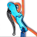 Maxbell Outdoor Rock Climbing Descender Self Braking Rappelling Gear for Downhill Blue