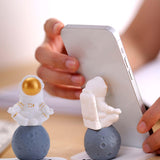 Maxbell Desktop Phone Holder Astronaut Figurine Tablet Holder Stand Spaceman Bracket Gold