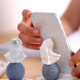 Maxbell Desktop Phone Holder Astronaut Figurine Tablet Holder Stand Spaceman Bracket Silver