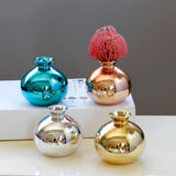 Max Ceramic Mini Vase Ornament Statue Figurine Photo Props Home Decor Silver