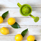 Maxbell Watering Can Shaped Fruit Squeezer Manual Juice Squeezer for Lemons Oranges