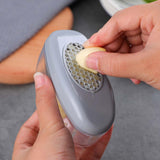 Maxbell Manual Garlic Press Ginger Mincer Kitchen Tool for Fruits Carrots