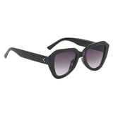 Max Vintage Women Sunglasses Triangle Sunglass Men Eyewear Cat Eye Sun Glasses Black