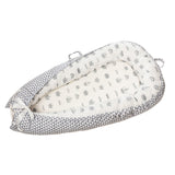 Max Foldable Travel Crib Baby Cotton Sleeping Baby Bassinet Bed b Crown_White