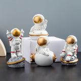 Maxbell Spaceman Figurine Educational Themed Art for Themed Party Decor Housewarming Sitting Airship