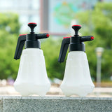 Maxbell Manual Pump Sprayer Car Wash Cleaning Sprayer for House Cleaning Gardening 2L
