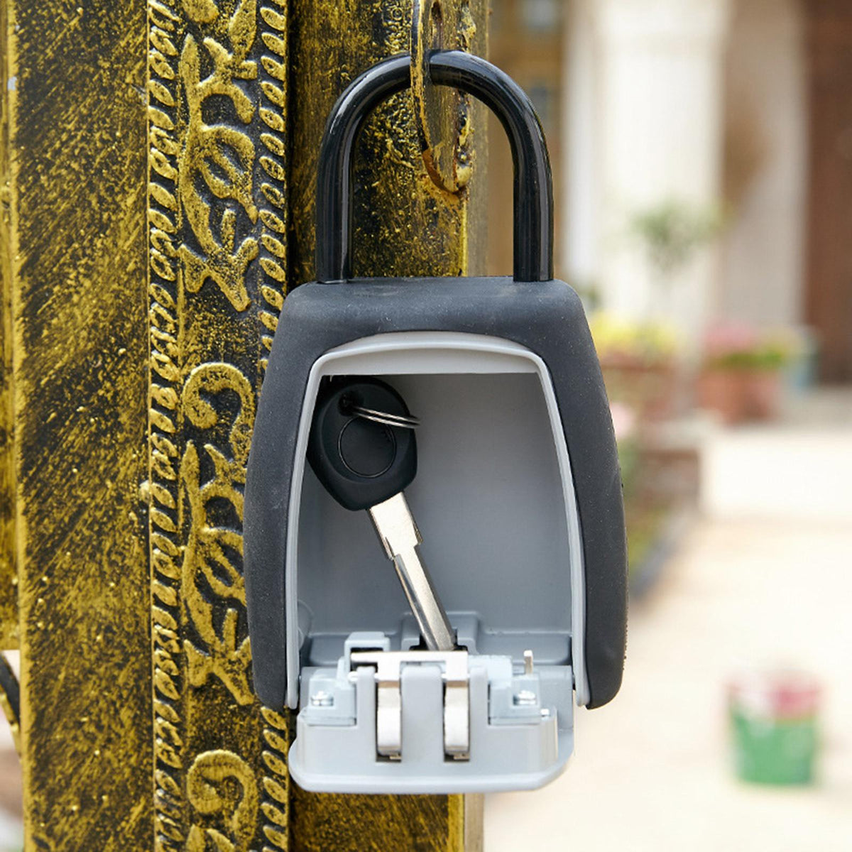 Maxbell Weatherproof Key Storage Lock Large Capacity for Indoor Doorway Realtors
