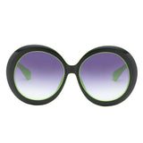 Max Futuristic Oversize Round Sunglasses Black green frame Gradient gray lens