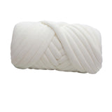 Maxbell 1kg Velvet Chunky Yarn Arm Knitting Rug Making Hand Knit Pet Bed Crocheting White