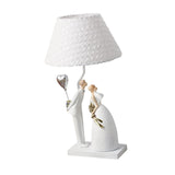 Maxbell Tabletop Resin Lovers Couple Ornament Bedroom Table Lamp USB Light Modern With Balloon