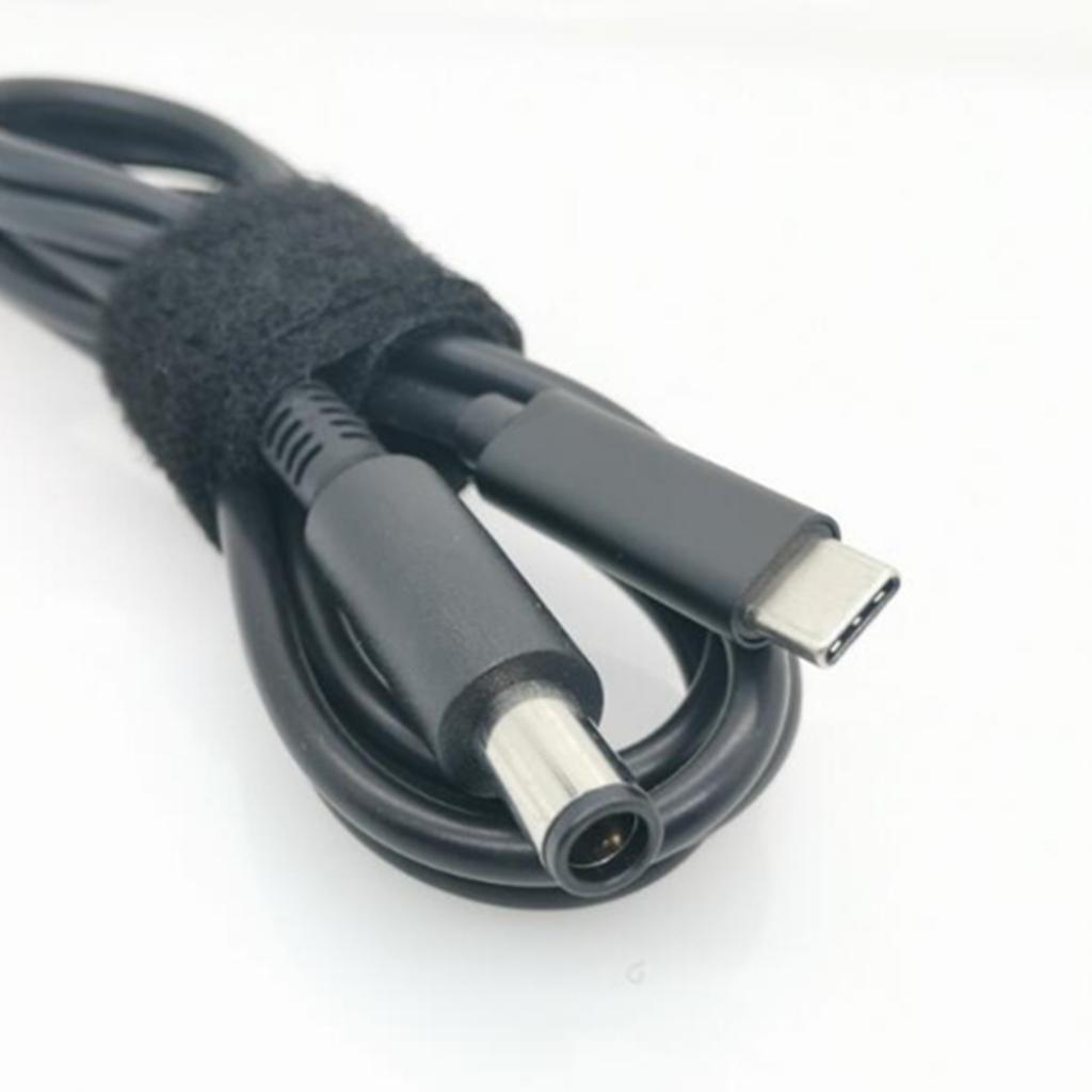 Maxbell 7.4*5.0 mm HP Male to Type-C Male w/PD Chip for Dell Latitude Charging Cable - Aladdin Shoppers