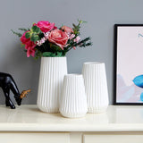 Maxbell Ceramic White Vase Ornament Porcelain Statue Figurine Photo Prop Garniture L - Aladdin Shoppers