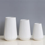 Maxbell Ceramic White Vase Ornament Porcelain Statue Figurine Photo Prop Garniture L - Aladdin Shoppers