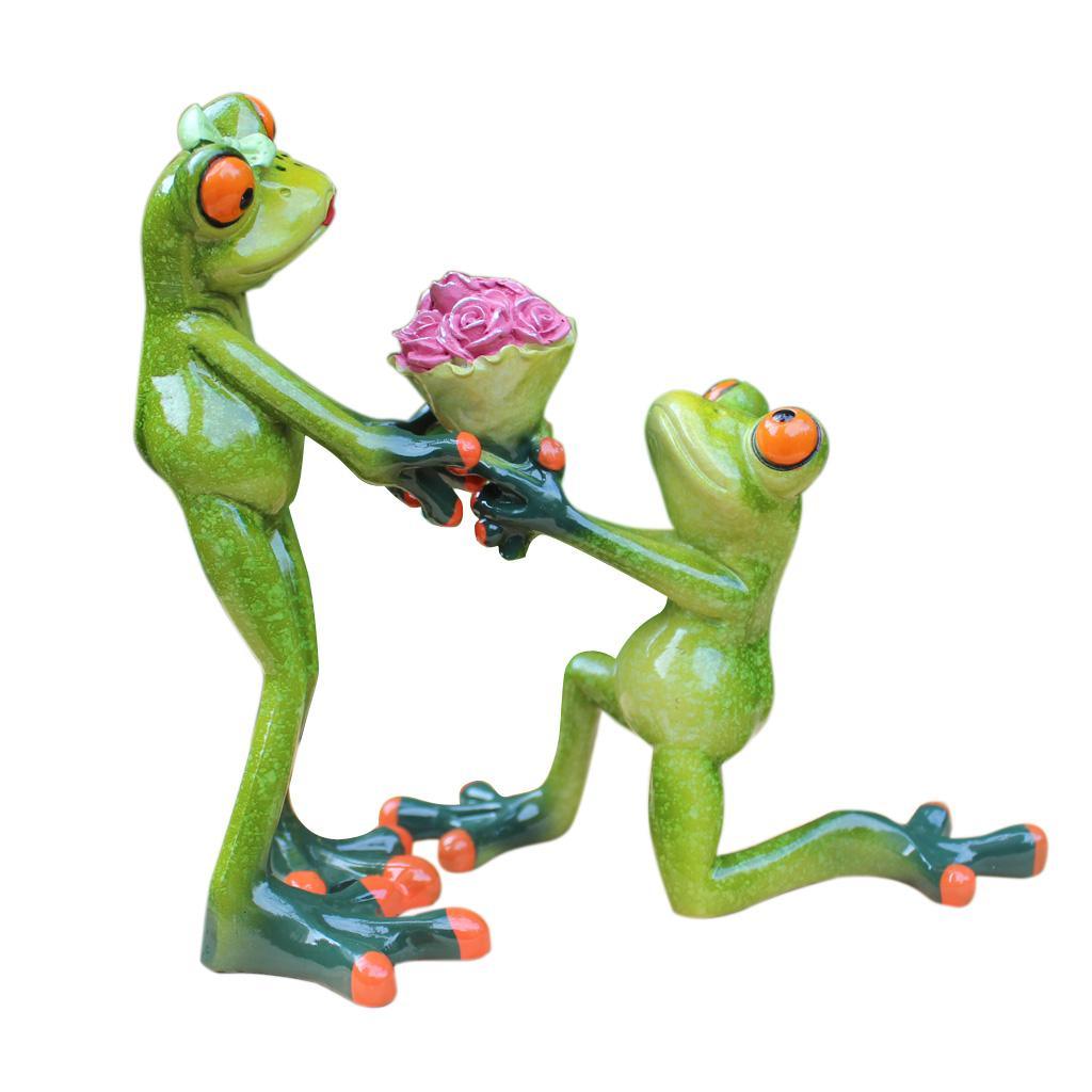 Maxbell Frog Decoration Animal Resin Crafts Lay Flowers Figurines Kawaii Crafts Wedding Decoration Love Cute Couple Figurine - Aladdin Shoppers